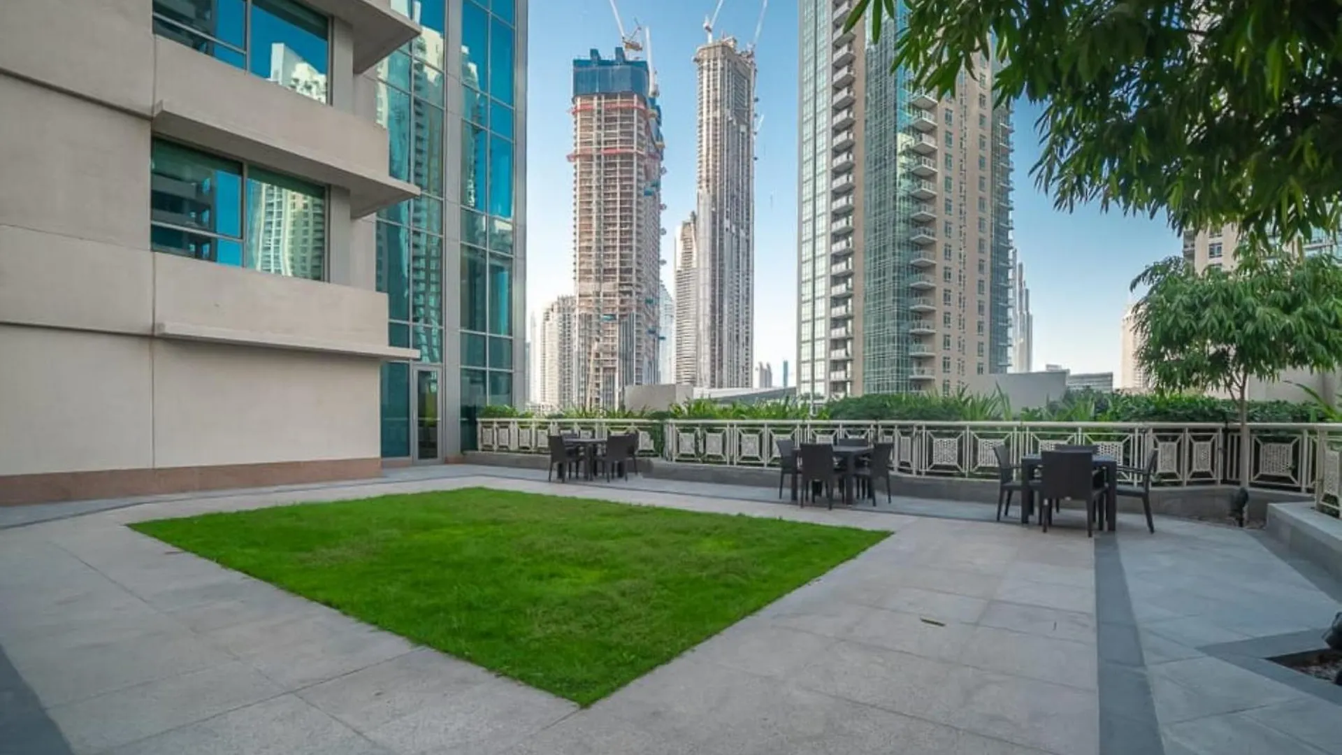 Bellavista - High Floor - 1Br - 29 Boulevard - Burj Khalifa & Fountain View Dubai Apartment